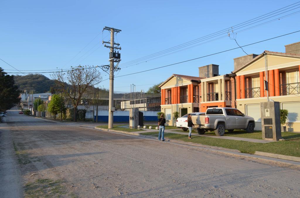 Los Perales San Salvador de Jujuy Δωμάτιο φωτογραφία